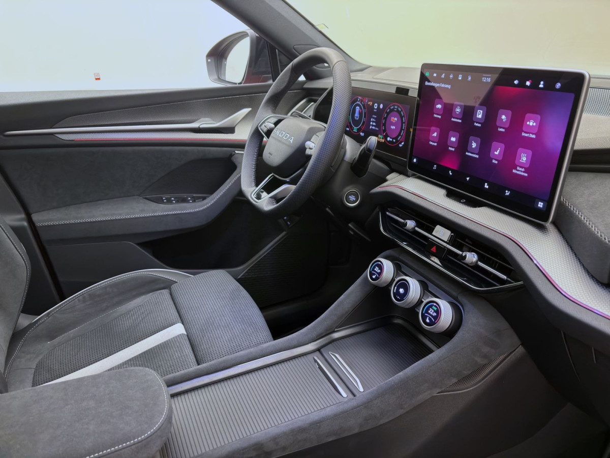 Thumb 17: Škoda KODIAQ iV SPORTLINE AHK PANO 20" NAV+ ASSISTENZ+ KOMFORT+