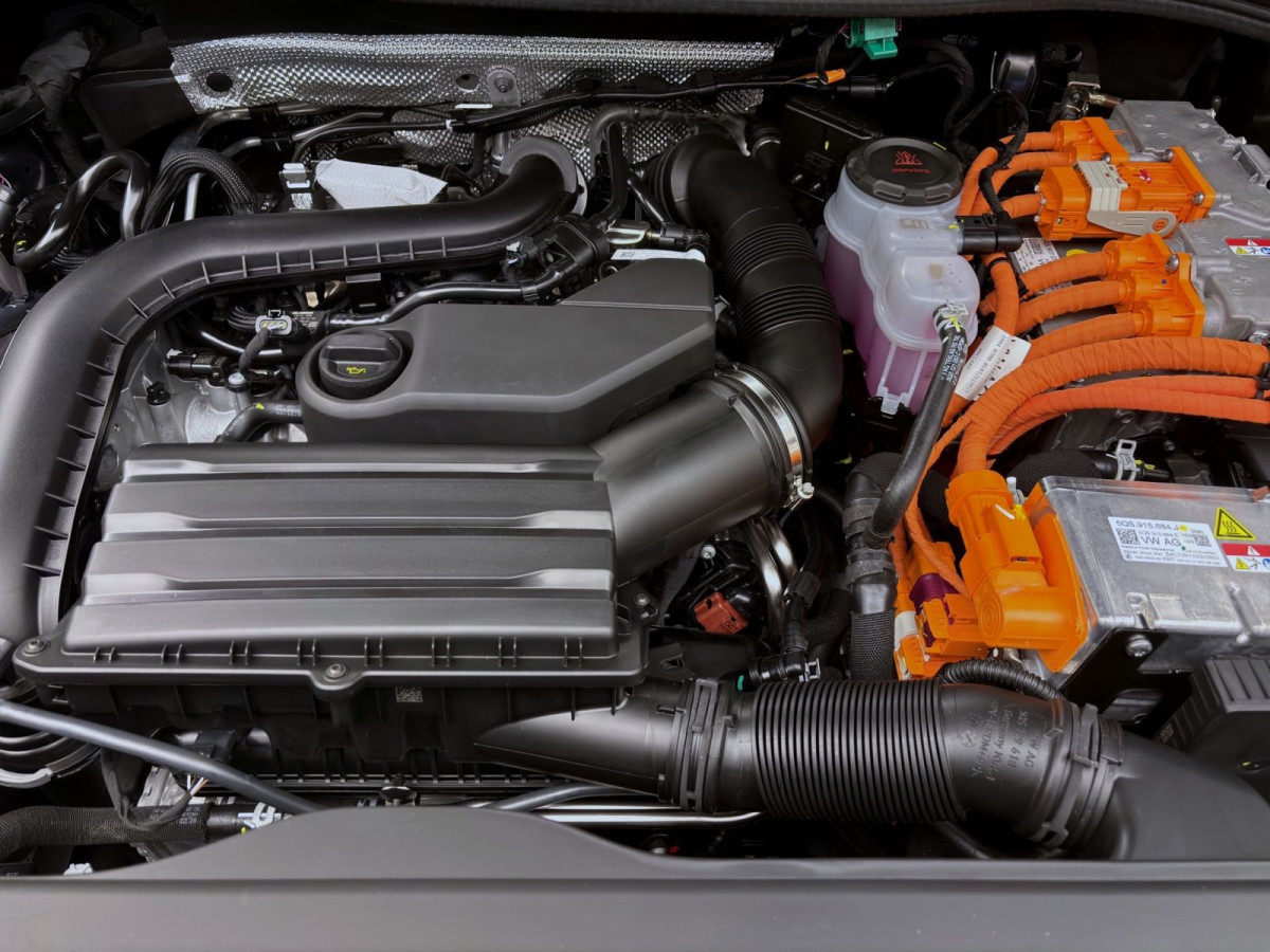 Thumb 17: Škoda KODIAQ iV SPORTLINE AHK PANO 20" NAV+ ASSISTENZ+ KOMFORT+