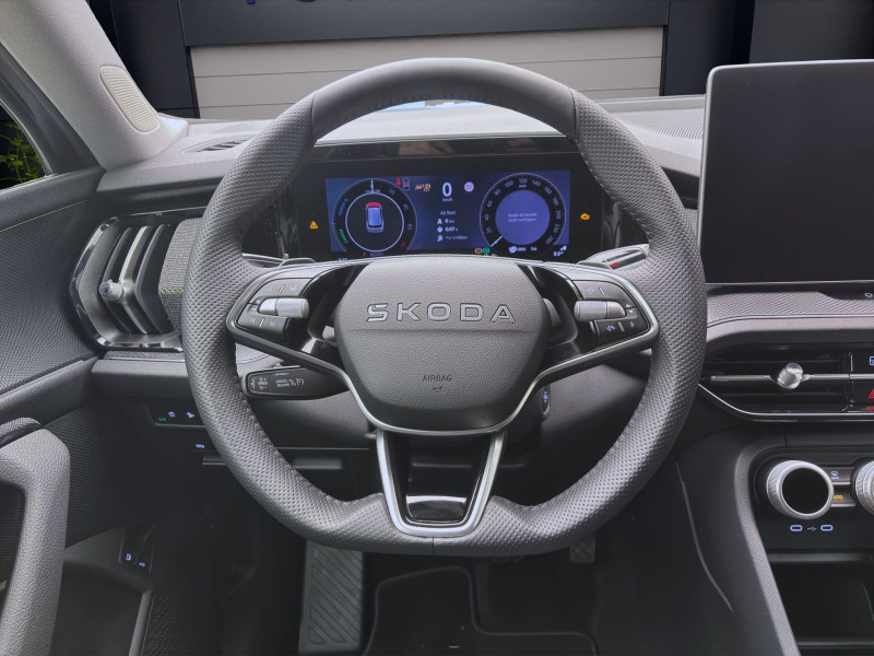 Bild 10: Škoda KODIAQ iV SELECTION AHK NAV KAM pACC WINTER ASSISTENZ KOMFORT