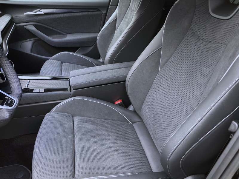 Bild 8: Škoda SUPERB COMBI SPORTLINE 4X4 NAV KAM pACC DCC+ 19" MATRIX SIDE-ASSIST