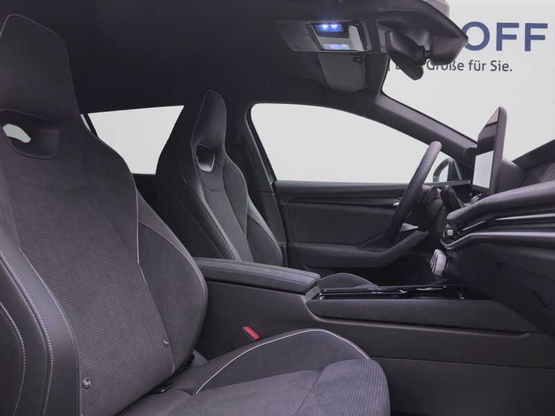 Bild 15: Škoda SUPERB COMBI iV SPORTLINE NAV KAM DCC 19" MATRIX SPURWECHSEL