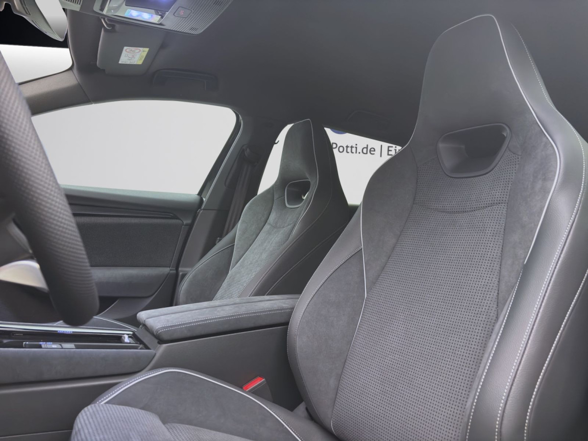 Thumb 8: Škoda SUPERB COMBI iV SPORTLINE NAV KAM DCC 19" MATRIX SPURWECHSEL