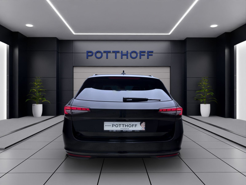 Bild 2: Škoda SUPERB COMBI iV SPORTLINE NAV KAM DCC 19" MATRIX SPURWECHSEL