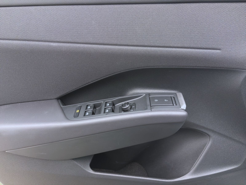 Bild 9: Volkswagen T-Roc 1.5 eTSI DSG LIFE NAVI KLIMA KAMERA SHZG