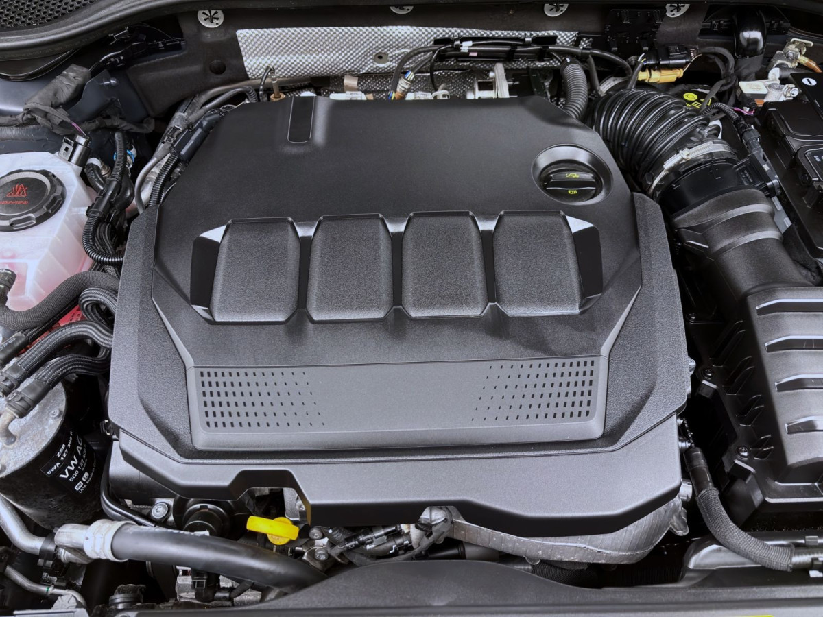 Thumb 17: Volkswagen Arteon Shooting Brake 2.0 TDI DSG ELEGANCE AHK NAVI ACC PDC