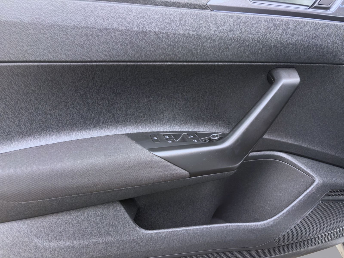 Thumb 9: Volkswagen Taigo 1.0 TSI DSG STYLE IQ.LIGHT NAVI KAMERA ACC