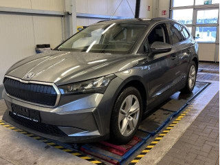 Škoda Enyaq 50 iV LOFT NAVI KAMERA PDC SITZHZG LM19