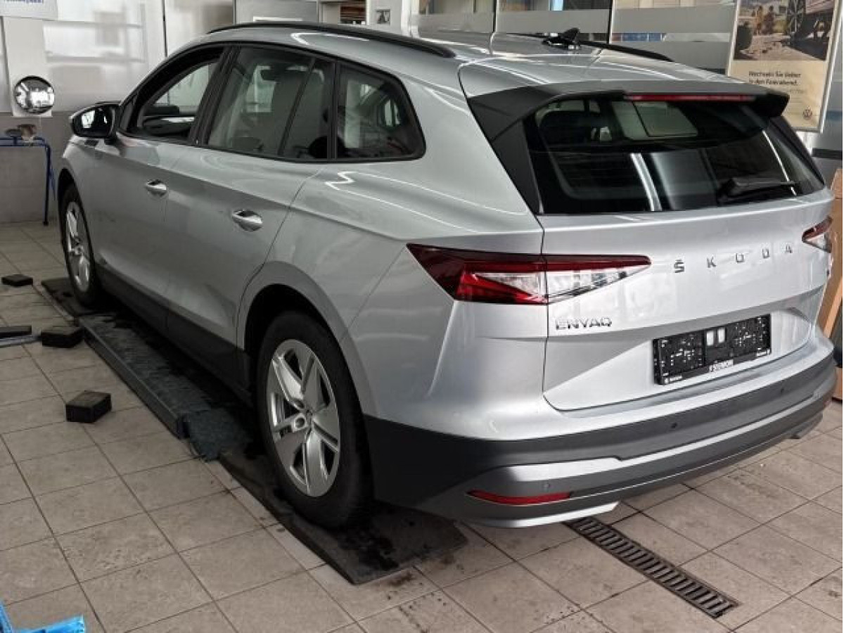 Thumb 1: Škoda Enyaq 50 iV LOFT NAVI KAMERA PDC LED LM19