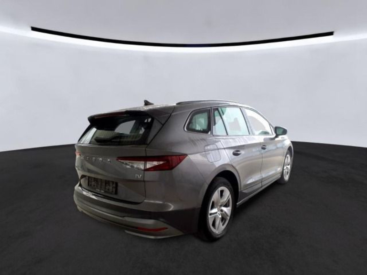 Thumb 1: Škoda Enyaq 50 iV LOFT NAVI KAMERA PDC LED LM19