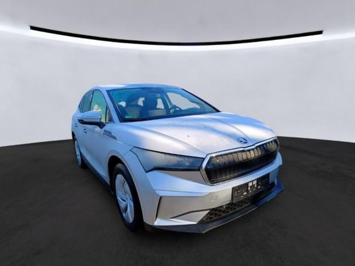 Thumb 0: Škoda Enyaq 50 iV STUDIO NAVI LED KLIMA GRA