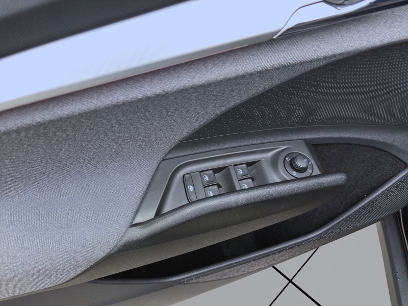 Bild 9: Škoda Enyaq 50 iV LOFT NAVI KAMERA PDC LED LM19