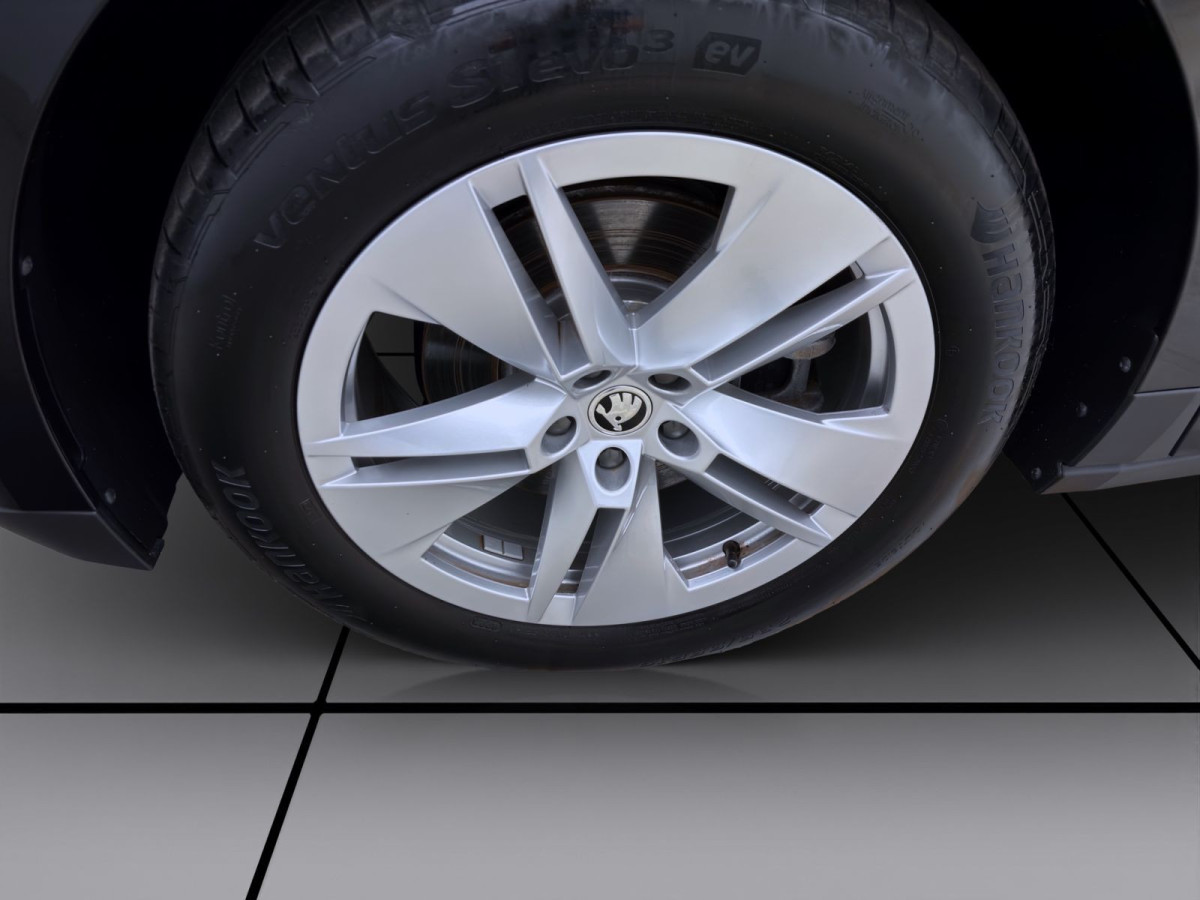 Thumb 7: Škoda Enyaq 50 iV LOFT NAVI KAMERA PDC LED LM19