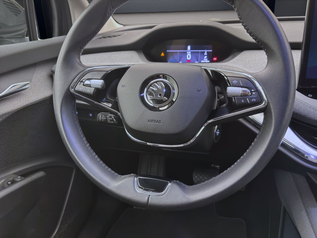 Thumb 11: Škoda Enyaq 50 iV LOFT NAVI KAMERA PDC LED LM19