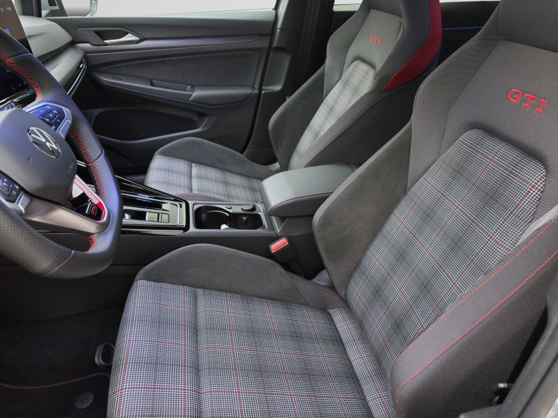 Bild 8: Volkswagen Golf GTI STDHZG NAVI KAMERA KLIMA