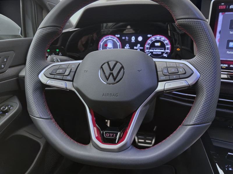 Bild 11: Volkswagen Golf GTI STDHZG NAVI KAMERA KLIMA