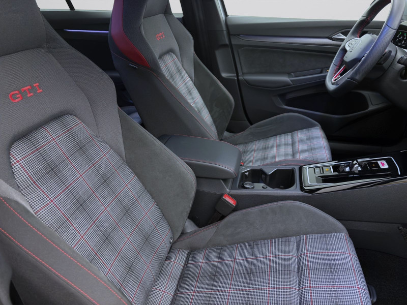Bild 15: Volkswagen Golf GTI STDHZG NAVI KAMERA KLIMA