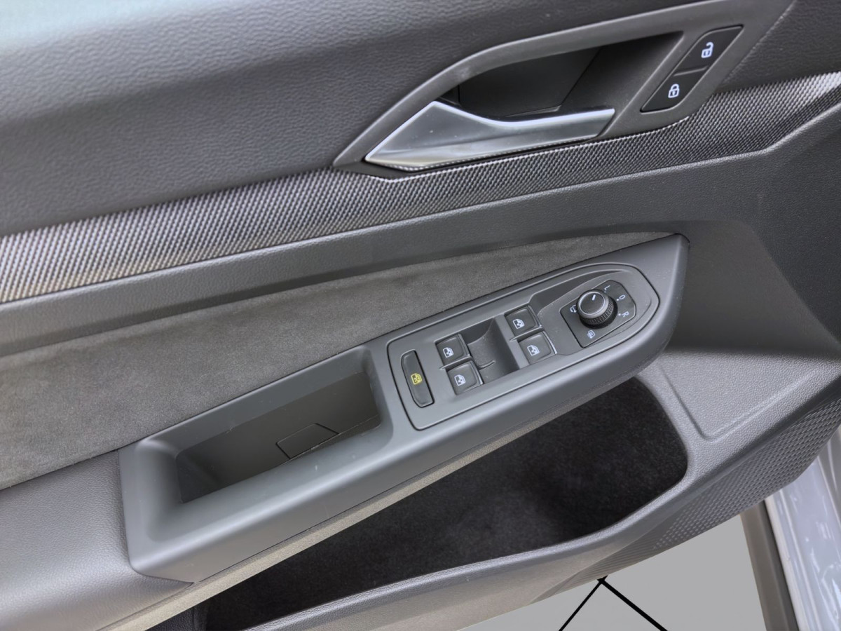 Thumb 9: Volkswagen Golf GTI STDHZG NAVI KAMERA KLIMA