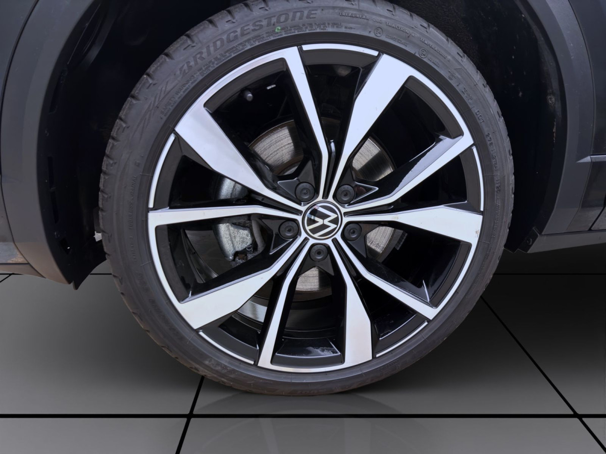 Thumb 7: Volkswagen T-Roc 2.0 TSI DSG 4M R-LINE PANO AHK NAVI SITZHZG