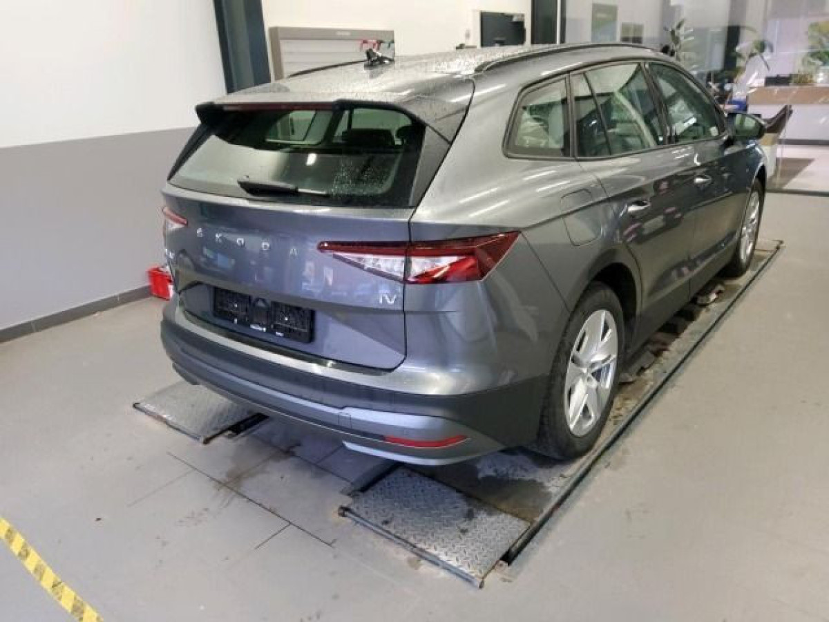 Thumb 1: Škoda Enyaq 50 iV LOFT NAVI KAMERA PDC LED