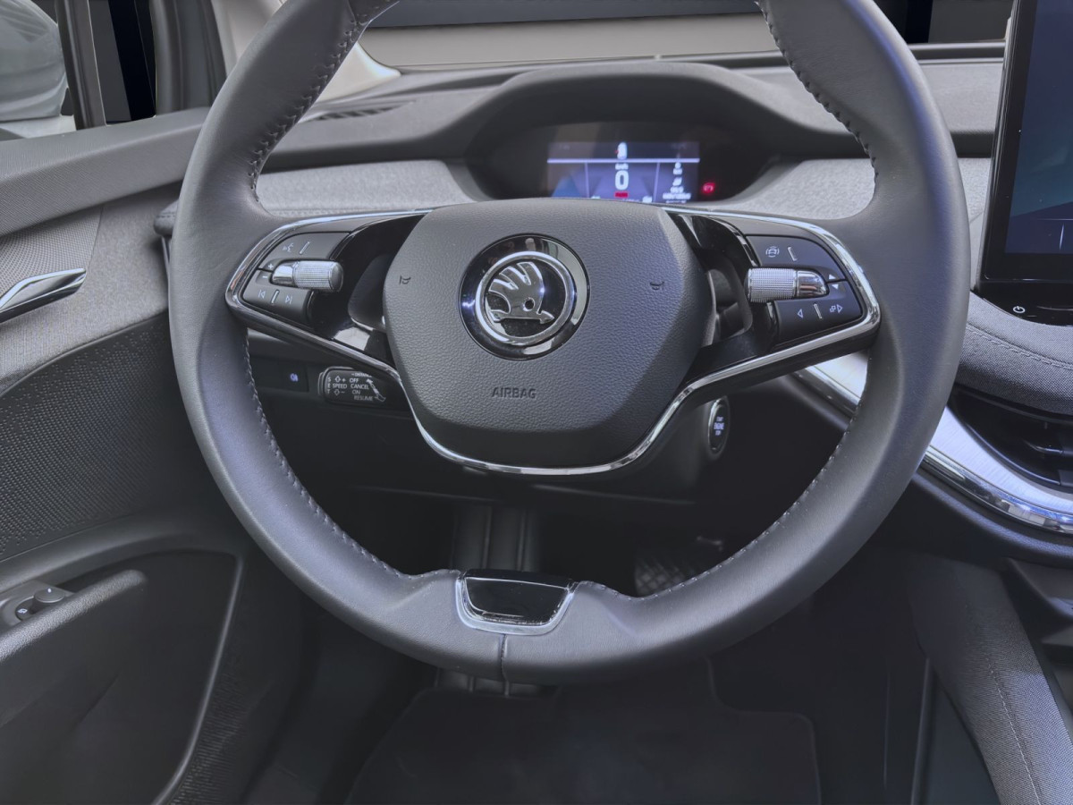 Thumb 11: Škoda Enyaq 50 iV LOFT NAVI KAMERA PDC LED