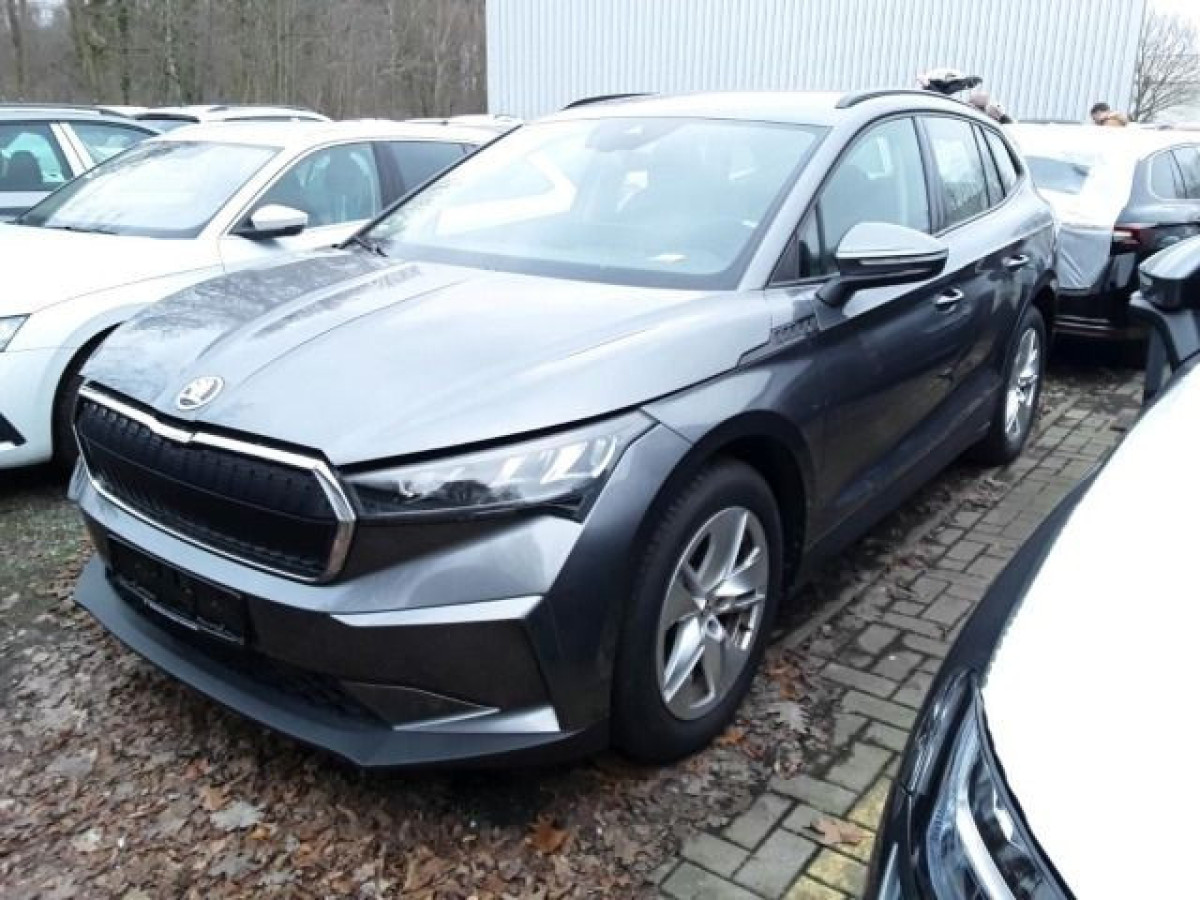 Thumb 0: Škoda Enyaq 50 iV LOFT NAVI KAMERA PDC LED