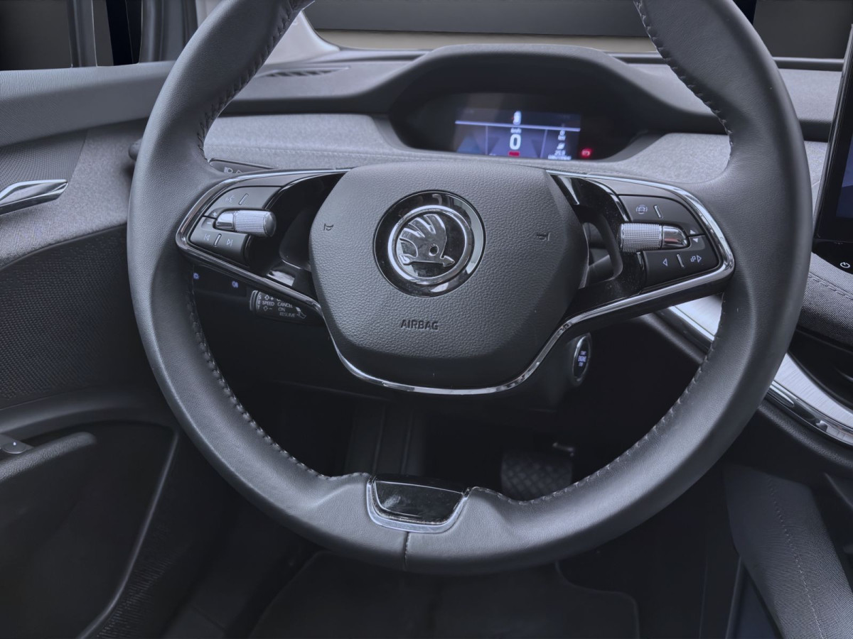 Thumb 11: Škoda Enyaq 50 iV LOFT NAVI KAMERA PDC LED