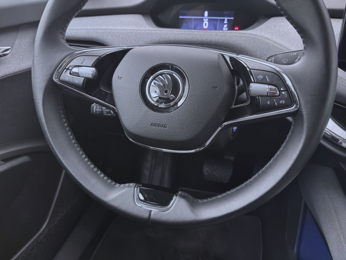 Thumb 11: Škoda Enyaq 50 iV LOFT NAVI KAMERA PDC LED