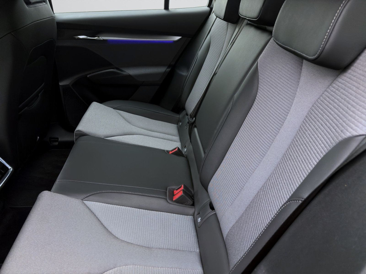 Thumb 14: Škoda Enyaq 50 iV LOFT NAVI KAMERA PDC LED