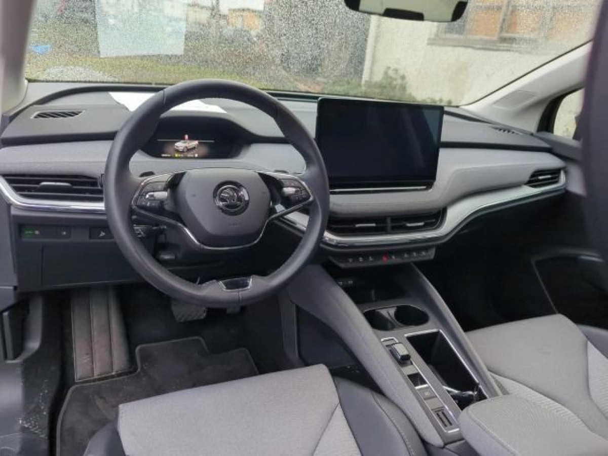 Thumb 2: Škoda Enyaq 50 iV LOFT NAVI KAMERA PDC SITZHZG