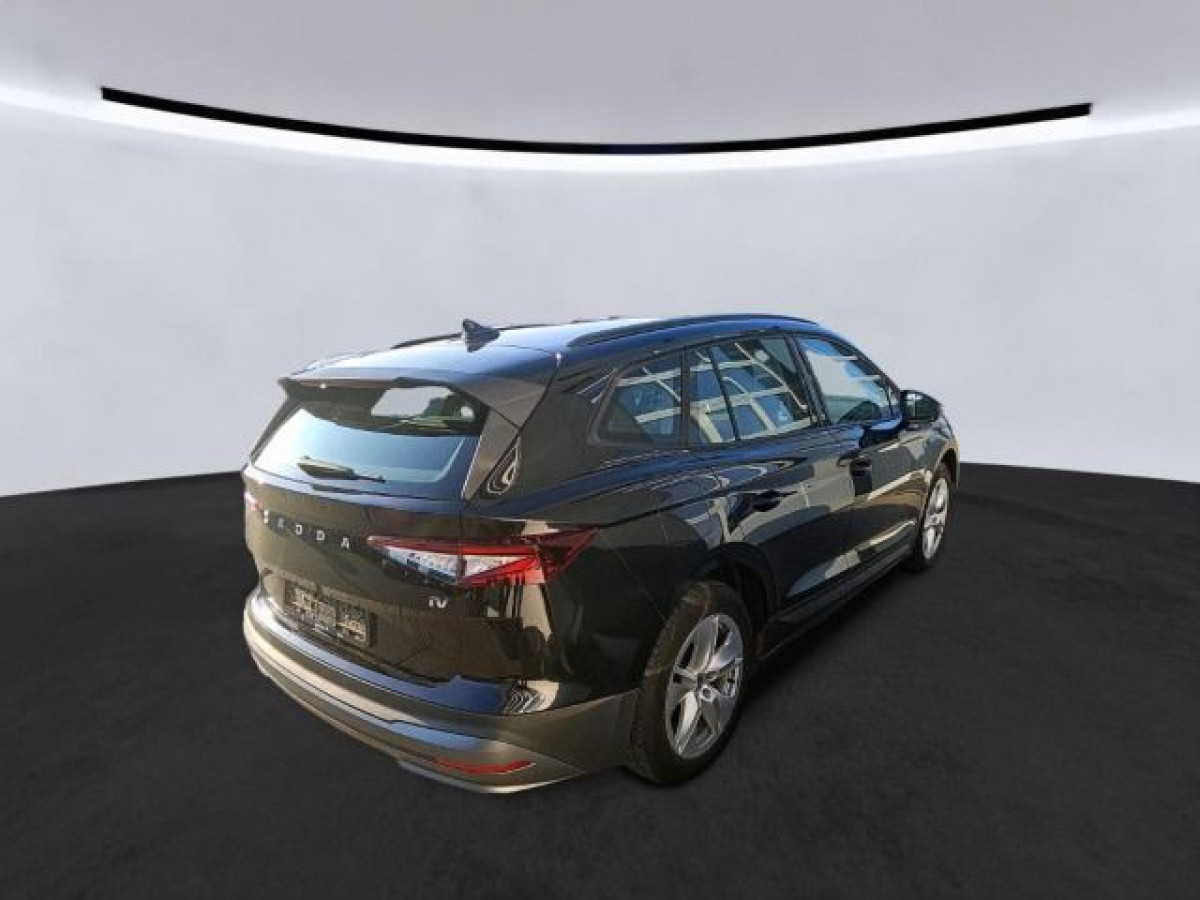 Thumb 1: Škoda Enyaq 50 iV LOFT NAVI KAMERA KLIMA PDC LM19