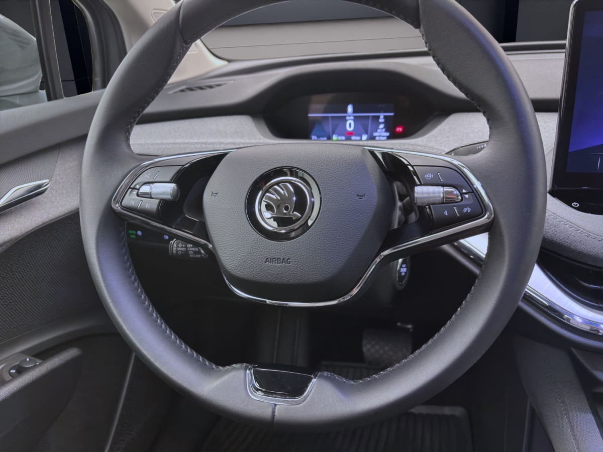 Thumb 11: Škoda Enyaq 50 iV LOFT NAVI KAMERA PDC LED