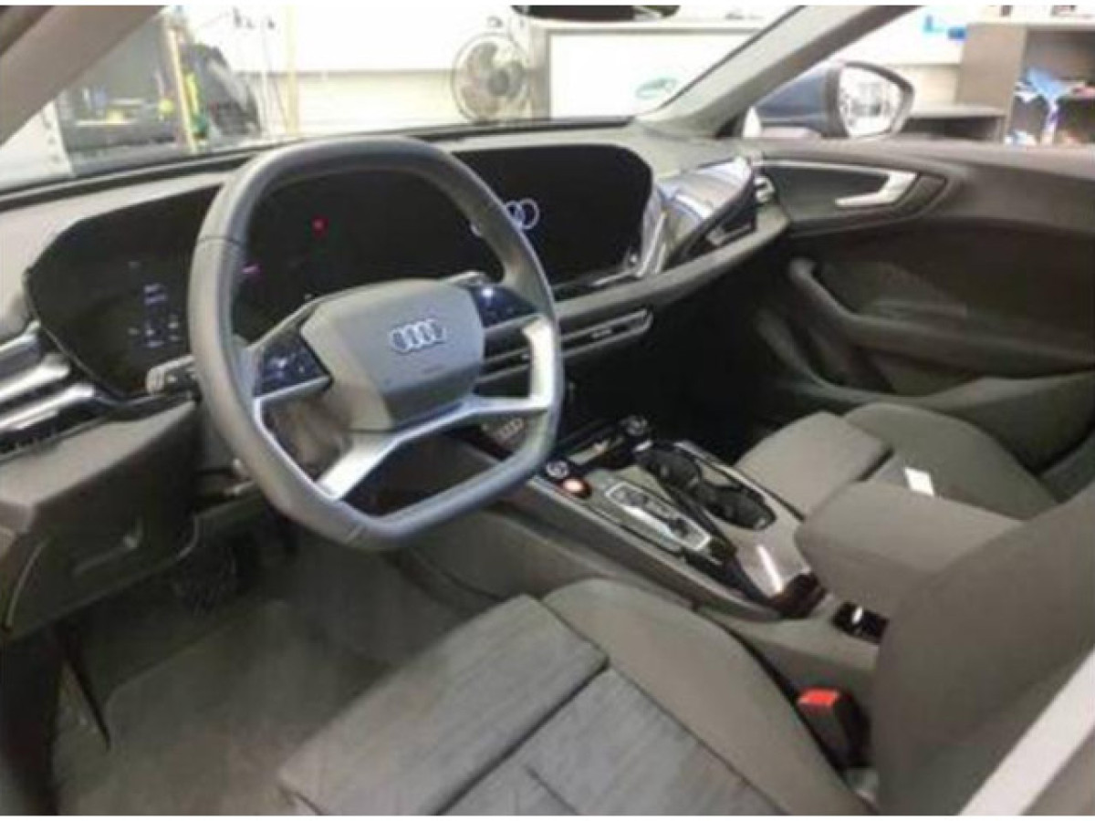 Thumb 2: Audi A5 Avant e-hybrid Q NAVI STZHZG VIRTUAL PDC