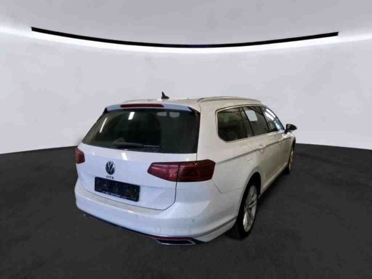 Thumb 1: Volkswagen Passat Variant 1.4 TSI eHybrid DSG GTE STDHZG IQ.LIGHT NAVI