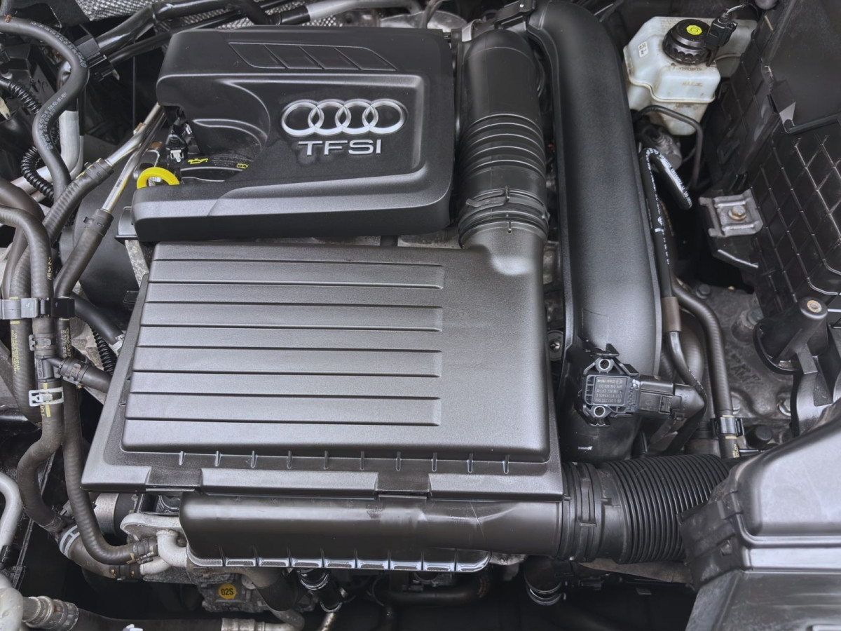 Thumb 17: Audi Q3 TFSI SPORT AHK KLIMA PDC SITZHZG