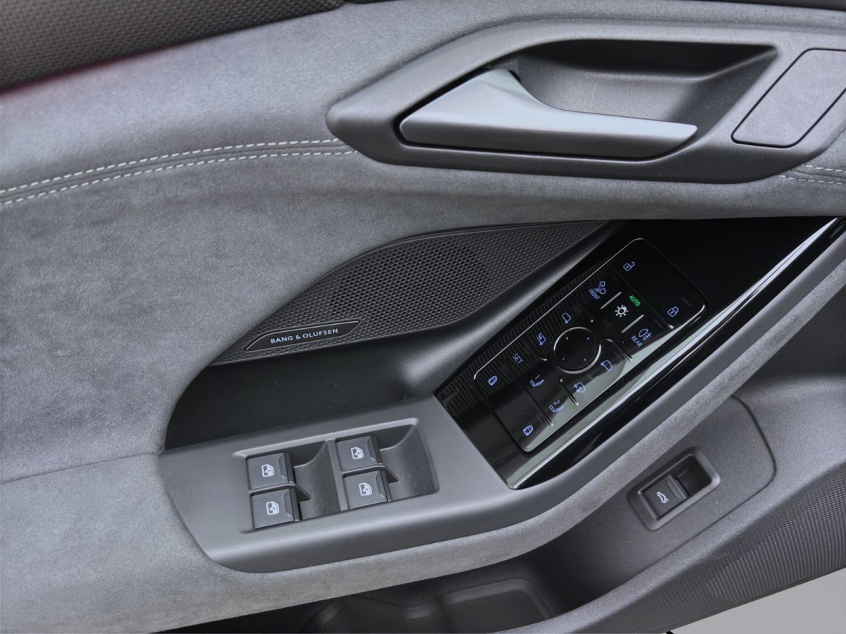 Thumb 9: Audi A6 Avant e-tron PERFORMANCE S LINE BUSINESS AHK B&O PANO HUD LM21