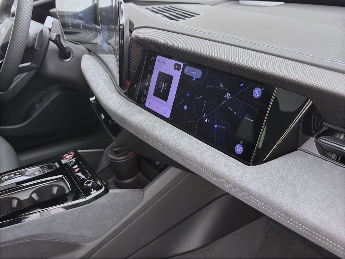 Thumb 18: Audi A6 Avant e-tron PERFORMANCE S LINE BUSINESS AHK B&O PANO HUD LM21
