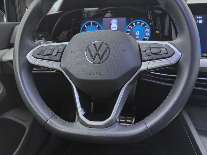 Bild 11: Volkswagen Golf 2.0 TDI DSG MOVE NAVI KAMERA SITZHZG LED