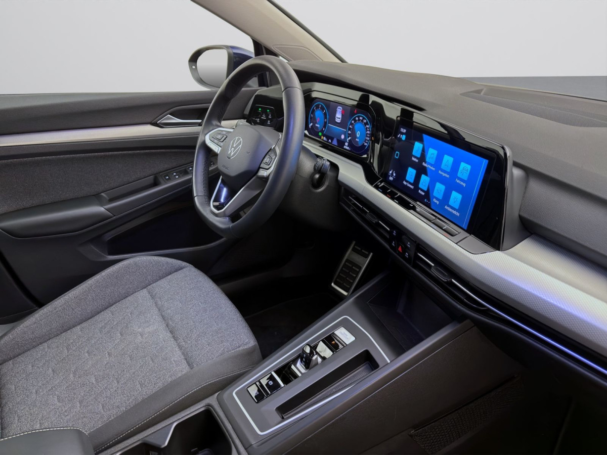 Thumb 16: Volkswagen Golf 2.0 TDI DSG MOVE NAVI KAMERA SITZHZG LED