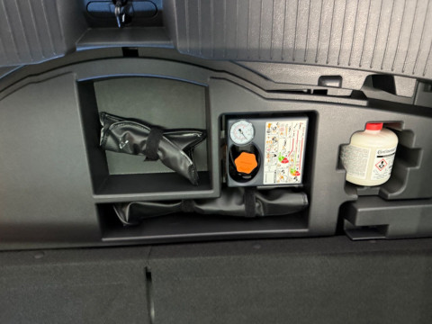 Ansicht 21 - Gebrauchtwagen Fahrzeug, Modell X-Trail der Marke Nissan von Verkäufer Autohaus Harnisch & Schmid