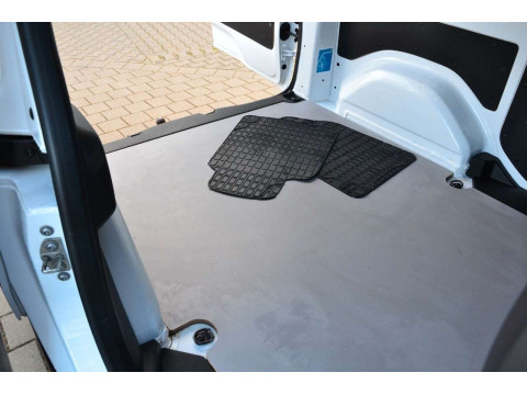 Ansicht 12 - Gebrauchtwagen Fahrzeug, Modell Townstar der Marke Nissan von Verkäufer KFZ-Vogel