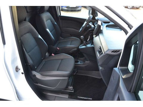 Ansicht 17 - Gebrauchtwagen Fahrzeug, Modell Townstar der Marke Nissan von Verkäufer KFZ-Vogel