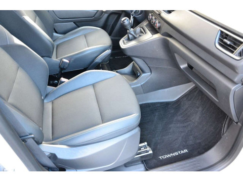 Ansicht 26 - Gebrauchtwagen Fahrzeug, Modell Townstar der Marke Nissan von Verkäufer KFZ-Vogel