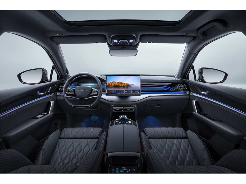 Bild 1: BYD TANG NEW TANG HuD DYNAUDIO NAVI PANO LM21