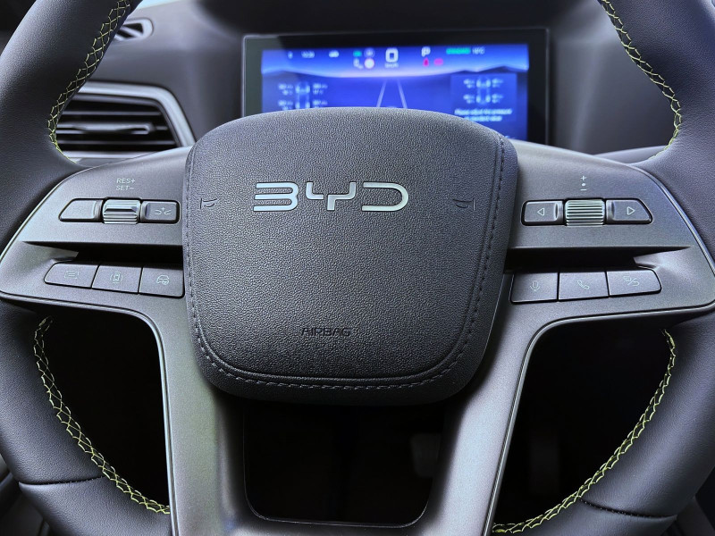 Bild 12: BYD ATTO 2 COMFORT PANO NAVI 360* PDC LED
