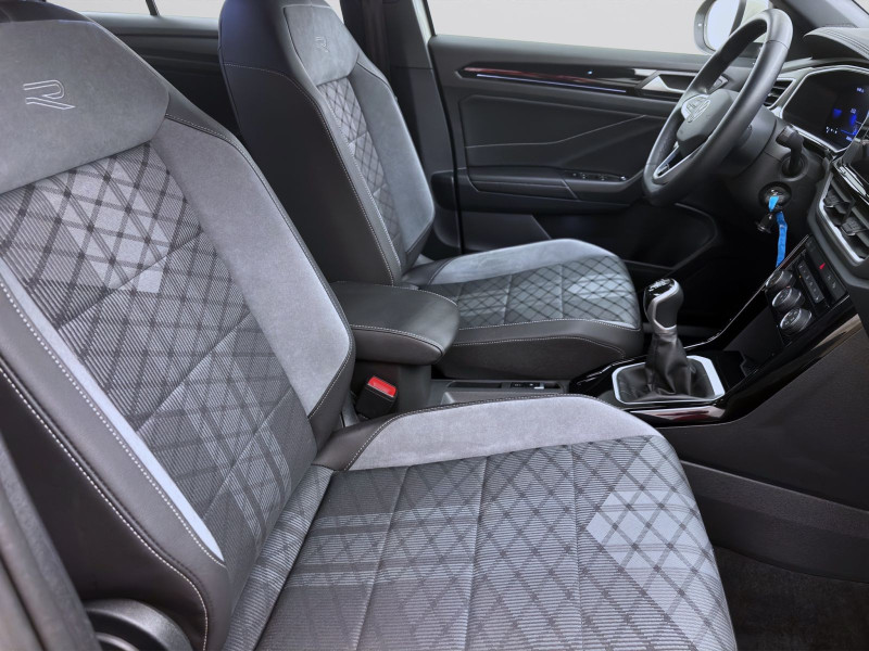 Bild 16: Volkswagen T-Roc 1.0 TSI R-LINE PDC LED KLIMA SHZG