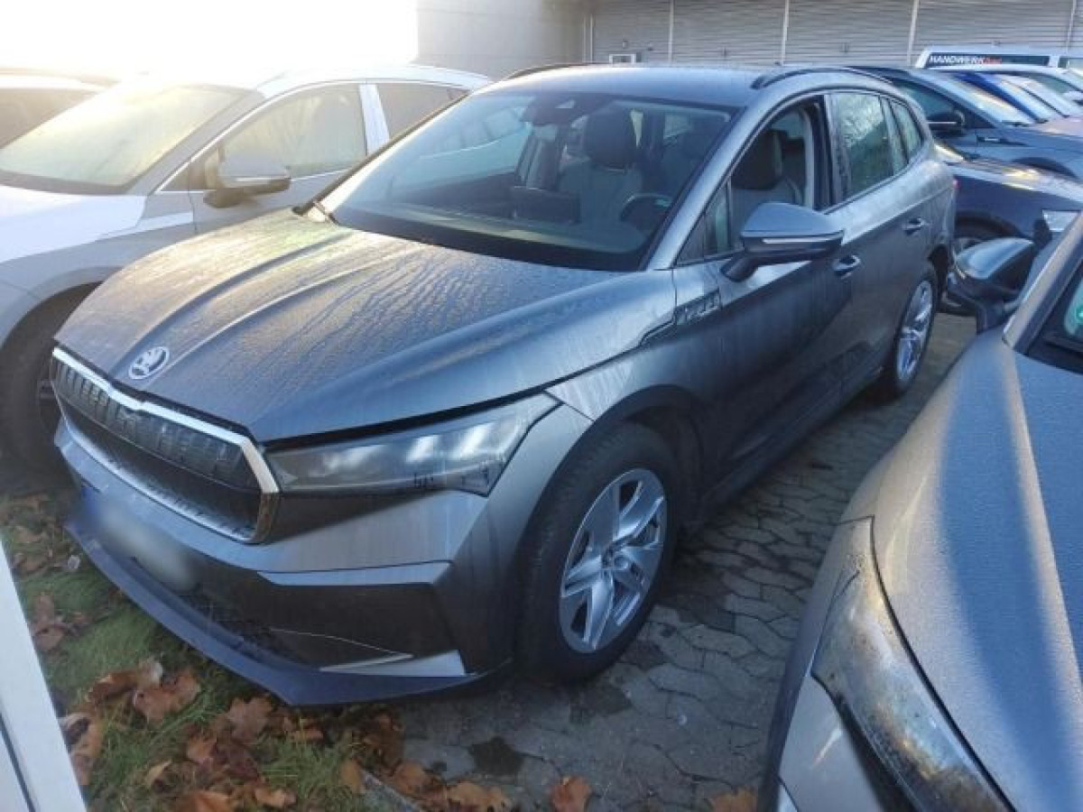 Thumb 0: Škoda Enyaq 50 iV LOFT NAVI KAMERA PDC LED LM19