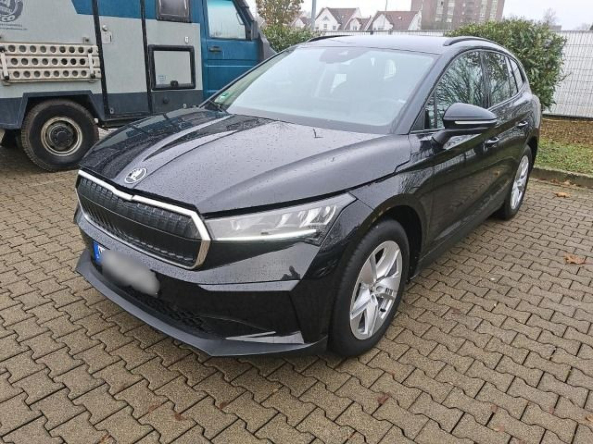Thumb 0: Škoda Enyaq 50 iV LOFT NAVI KAMERA PDC LED LM19