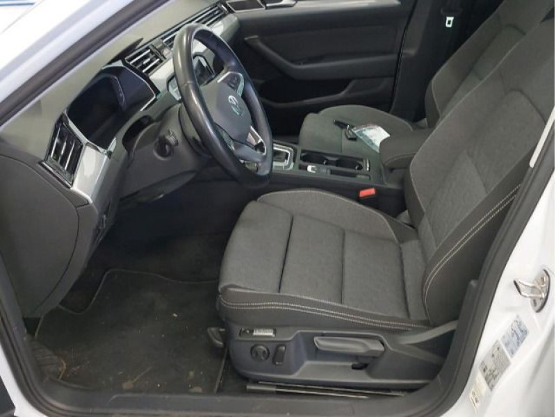 Bild 2: Volkswagen Passat Variant 2.0 TDI DSG BUSINESS NAVI KAMERA SITZHZG PDC