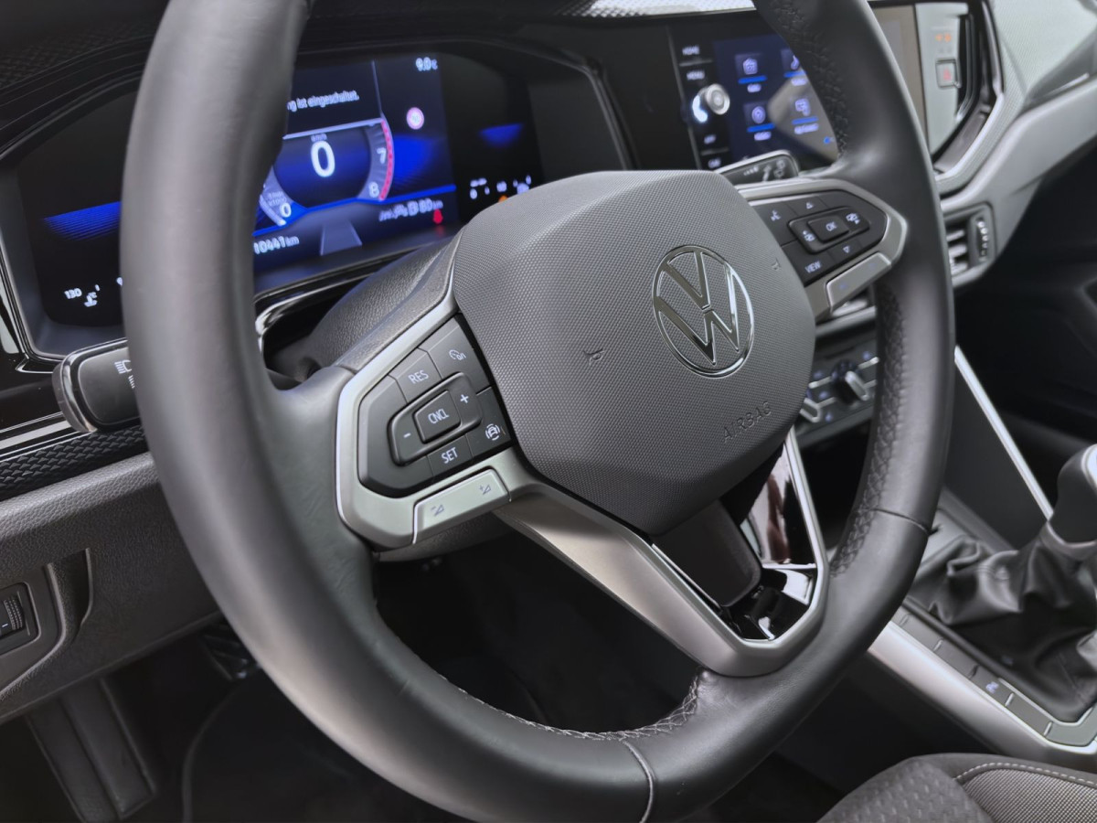 Thumb 16: Volkswagen Polo 1.0 MPI LIFE SITZHZG KLIMA PDC LED DAB+
