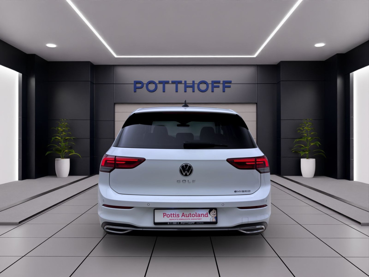 Thumb 2: Volkswagen Golf 1.4 TSI eHybrid DSG STYLE AHK KAMERA NAVI PDC